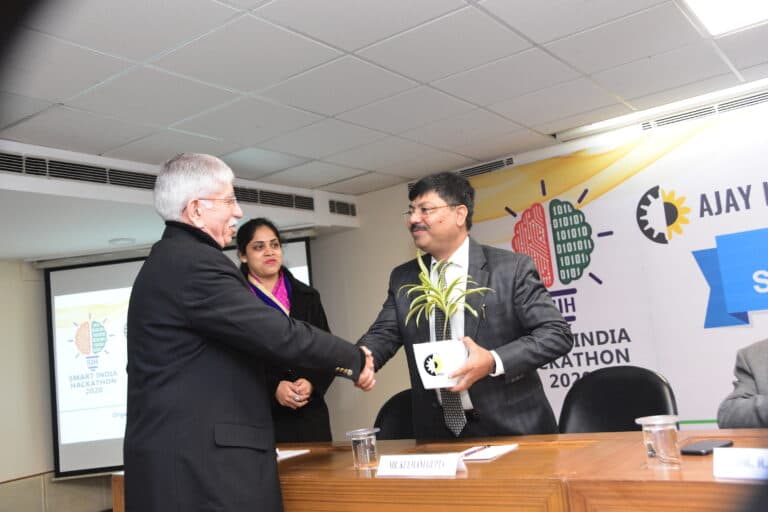 Kulmani Gupta Judges AKGEC Hackathon, Inspires Future Innovators